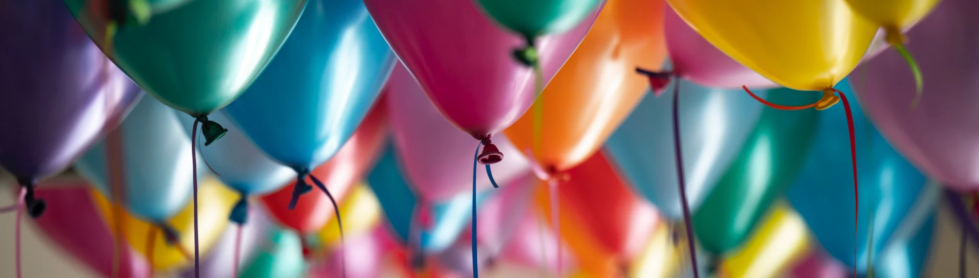 Luftballons, Folienballons und mehr finden bei Spielzeugwelten.de
